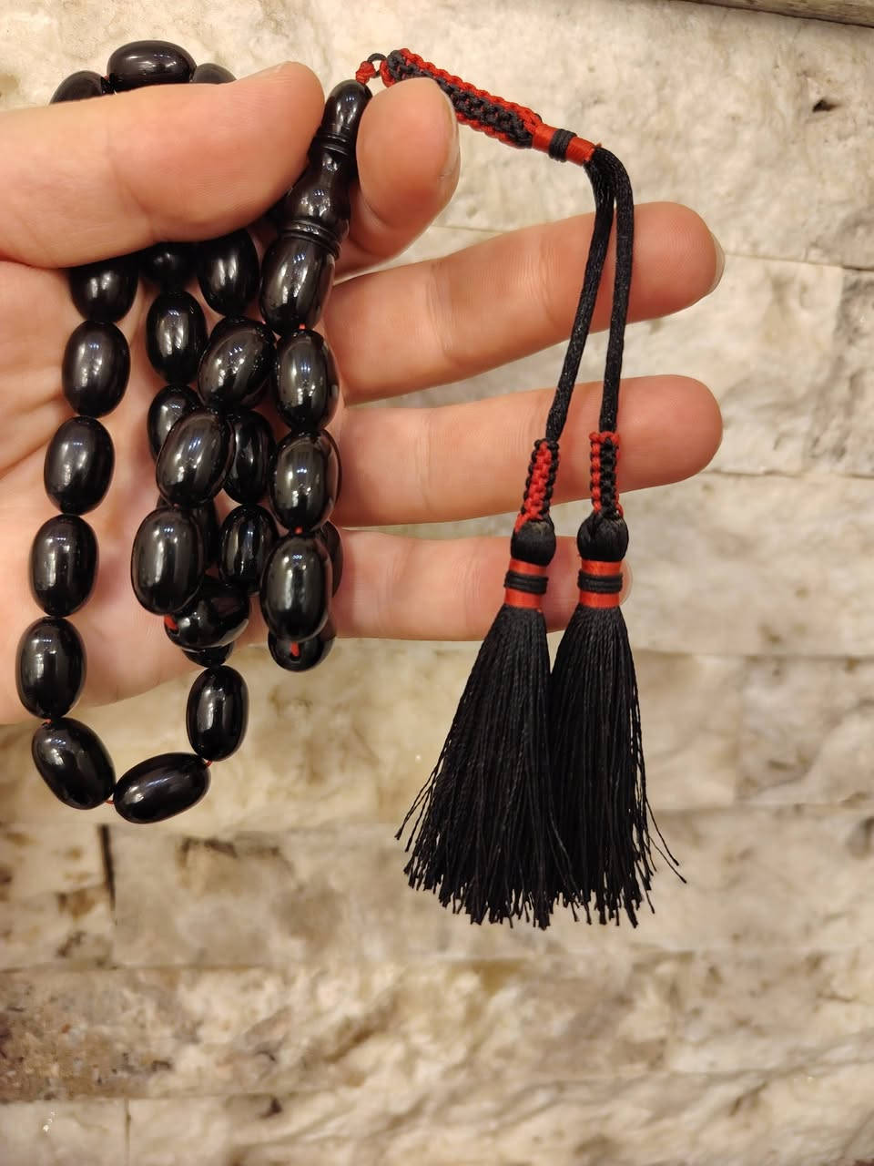 السلام عليكم
مسباح السندلس أسود مع ساعه

مسباح ٣٣ خرزه كركوشه خليجي 

مع ساعه فخمه وجلد طبيعي

السعر مناسب

المكان النجف الإشرف ويوجد توصيل


**إذا كنت صاحب هذا الإعلان وتريد حذفه لأي سبب، رجاءا أرسل رسالة إلى الدعم الفني**