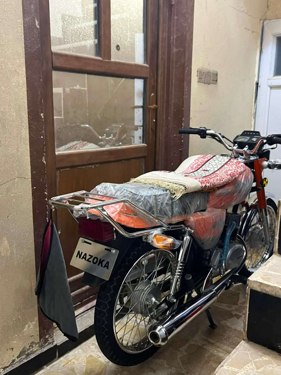 يا الله سلام عليكم شباب دراجه ساسوكي للبيع دراجه شوفت عينك كل نقص مابيه جديده مكاني نجف هاذا رقمي بس واساب ***********  سعر خاص 
وتحياتي للجميع 🫶🏻💕
