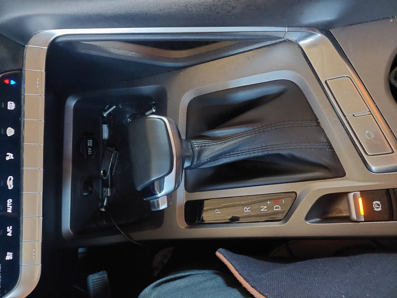 شانجان cs35 موديل ٢٠٢٤ فول ١ /١ بانوراما
باسمي تحويل مباشر رقم بغداد
السعر ١٤٥ ورقه بدون اي حادث مكفول كفاله عامه ماشيه ٣٢ الف كم
الاتصال *********** واتساب
