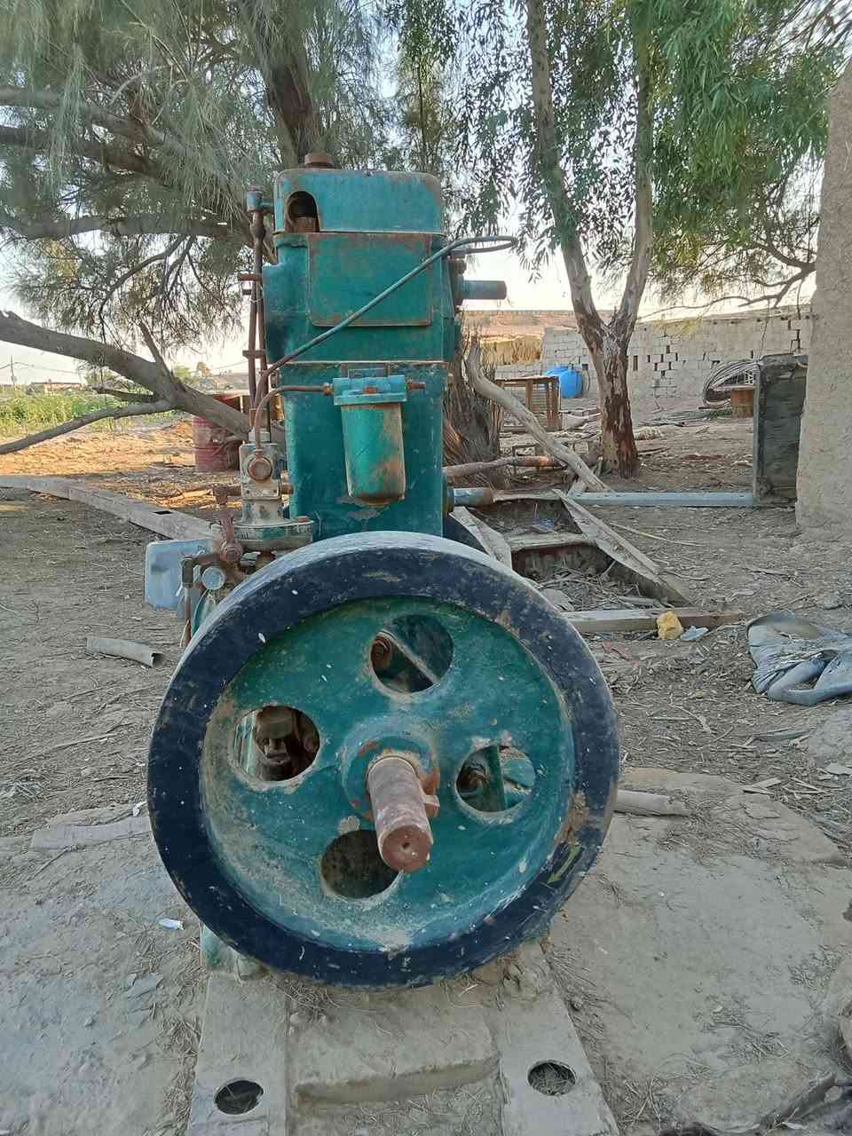 ماطور للبيع مكان واسط الحي  ***********
