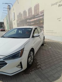 سلام عليم الانترى2020وارد امريكي ضربتها الجاملغ الايمن وشوي من البنيد ...