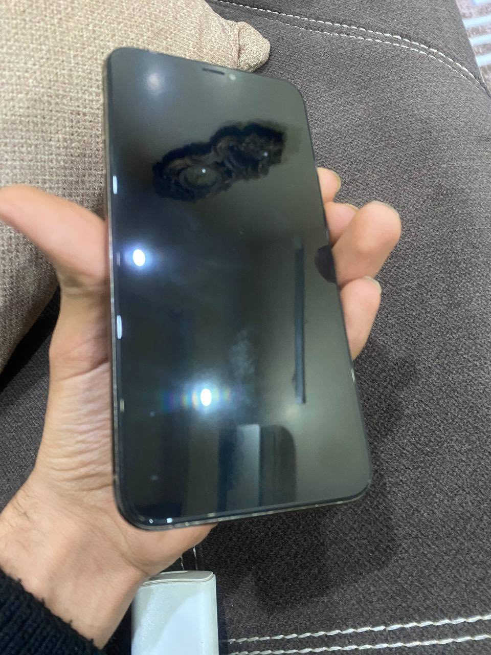 السلام عليكم ايفون اكس اس ماكس ذهبي
بطاريه ١٠٠ ميه مبدله وشاشه اصليه تلاث خيارات اصليات ثنينهن 
الذاكره ٢٥٦
السعر ١٧٠ وبي مجال للطيبين 
مكاني مدينه الصدر


**إذا كنت صاحب هذا الإعلان وتريد حذفه لأي سبب، رجاءا أرسل رسالة إلى الدعم الفني**