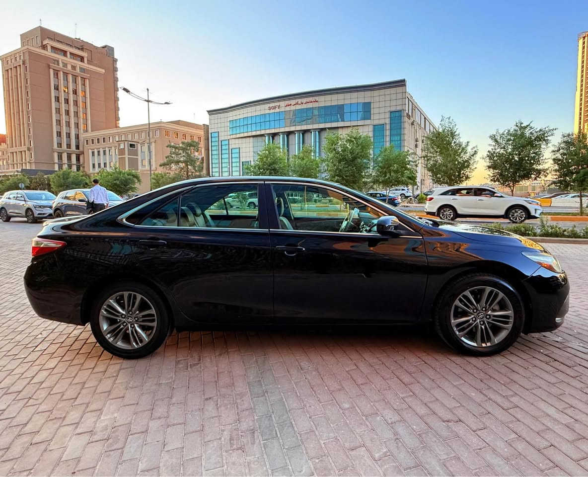 کامری 2017   -   75,000ميل روشتوه
دەرکەیەك و بۆنیت گۆراوە بە بیلاد ، بێ ژورى
ناو کرێمی مواصفاتى  SE  
٢ نوقتە لەسقفی هەيە بەردی بەرکەوتوە 
يه ك ده ست بوه سه نه وى تا 2028 نوى يه
سعرى 162$
*********** أربيل, العراق
