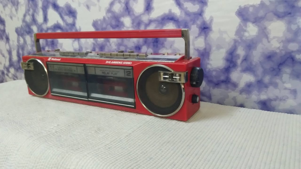 جهاز ماركة National
صناعة يابانية اصلي 
راديو 4 موجات FM AM Sw1sw2
المسجل شغال بالكامل جهة قلاب 
مدخل اواكس AUX 
***********
يوجد توصيل
