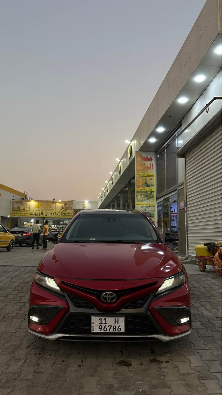 كامري 2019 ماشيه. 106 كيلو 
حادثها موجود بل صور وكامل 
سنويه منتهيا 155 بيها مجال

*********** بصره البصرة, العراق
