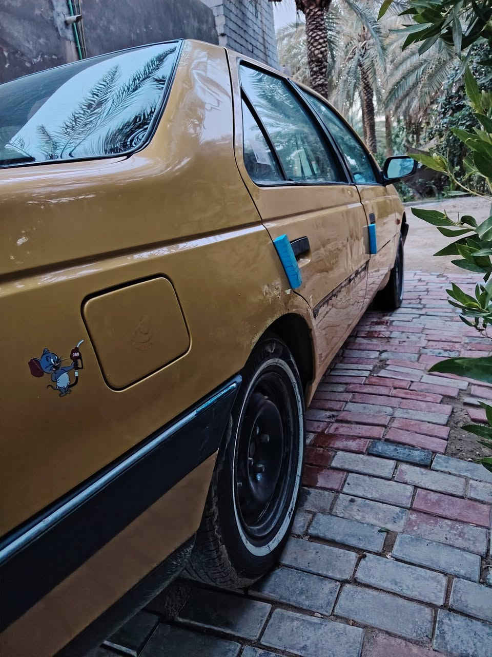 سلام عليكم  بيجو للبيع 405 مديل 10سياره يرادله ترتيبات بسيطه مداور ثاني يوم  سعر 33وبيها مجال  ***********بي وتساب
