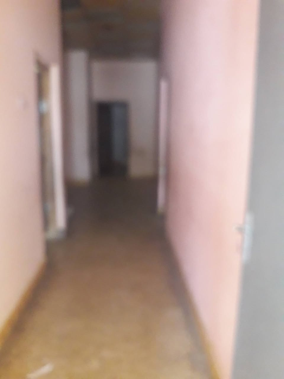 بيت للايجار مساحه 200 مكانه دور الشرطه على شارع 30 للإستفسار *********** بي واتساب
