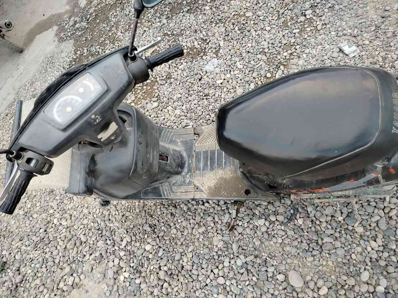 السلام عليكم موطور بزون للبيع كلشي ما يعوزو شقل وطلع 300وبي مجال لطيبين الستفسار ***********
