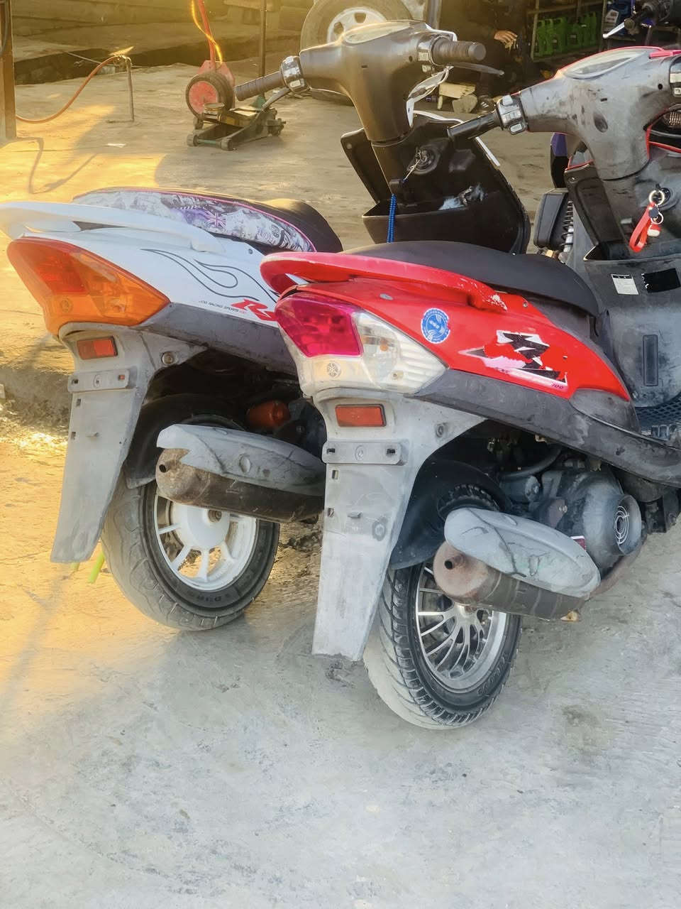 سلام عليكم ماكس عدله  دراجه بلاديه ما مفتوحه نزلتلها مكينه رمبه شراي تعال خاص مكان محموديه ناحيه الرشيد رقم***********
