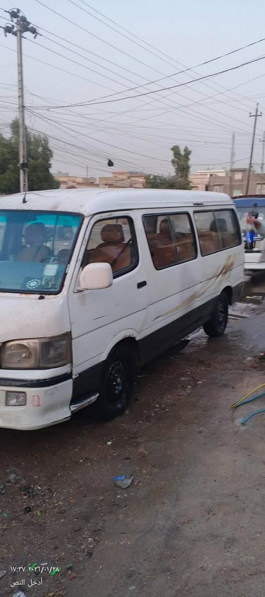 السلام عليكم فتون كنو للبيع مديل 2009  ماكينة كير اكسل مكفولات لاضربة قوية لا صبغ لامعجون فقط بداية خياس السيارة عل بلاد مصفرة تحويل ثانيوم رقم ديالى الماني السعر 38 وبيها مجال بصيط   الرقم بي بس واتساب ***********
