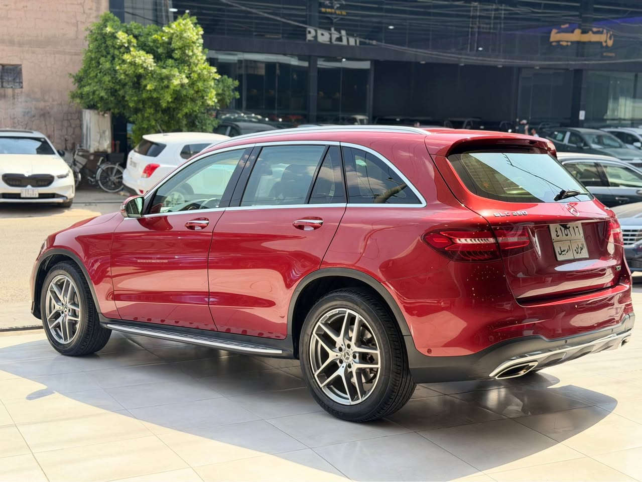 GLC 250 خليجي 
2017 AMG 
فول فول مواصفات 
لايتات زينون ليد متحرك 
رادار امامي جانبي خلفي 
بانوراما 
داخل بيجي بيلاد 
كشنات ميموري
بردة جانبية 
بصمة ابواب 
5 كاميرة 
سيارة مكفولة بدون صبغ و تبديل
١٠٠ كم حقيقي ماشية 
مكان سيارة اربيل 
١٩٨$ 
*********** وتس اب
*********** أربيل, العراق

