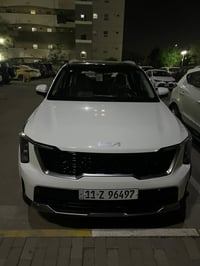 🔥 كيا سورنتو 2025 – 4 سلندر  ماشية 16 الف رقم بغداد  ⚙️ المحرك: 4 سلند...