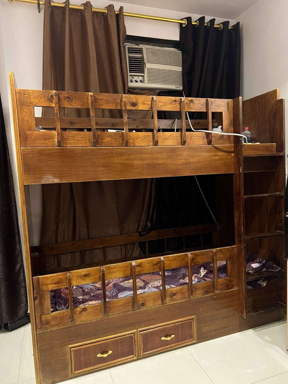 السلام عليكم
جرباية طابقين للأطفال والكبار
مستعملة قليل
خشب صاج اصلي
عرض متر واحد
الطول مترين
السعر ٣٠٠ بي مجال قليل


**إذا كنت صاحب هذا الإعلان وتريد حذفه لأي سبب، رجاءا أرسل رسالة إلى الدعم الفني**