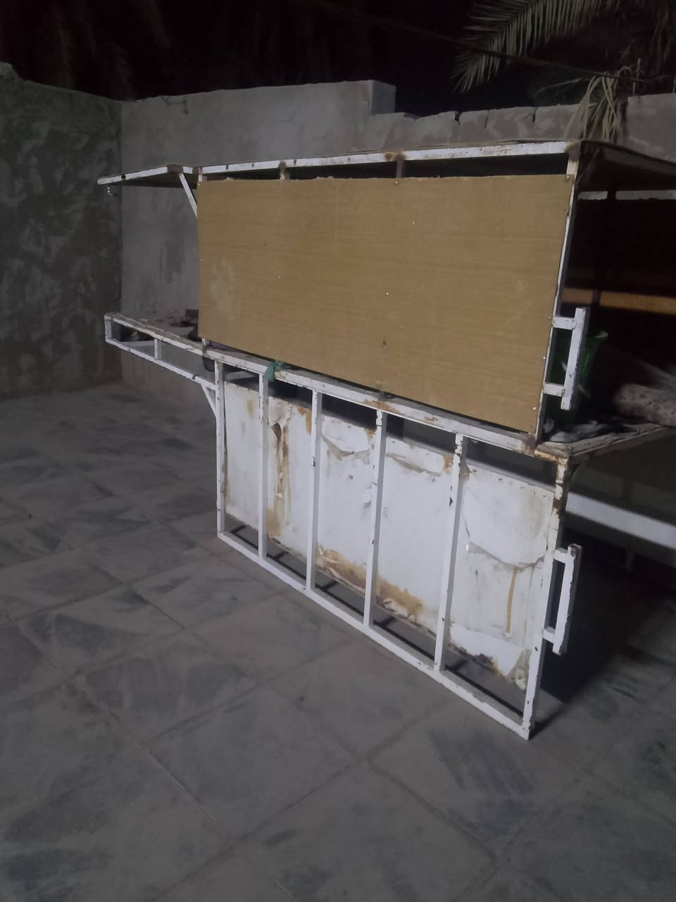 سلام عليكم محجر تسكام كامل امدوشم بيه سماعلته مضخمات وتايرات جديد مالت ستوته فحل  جمره البيع مكاني نجف أبو صخير حيره ***********
