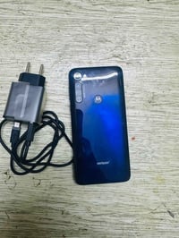 جهاز موتريلا الاصلي وكالة الأمريكي ذاكرة 128 يشغل 90فريم بل ببجي كامرة...