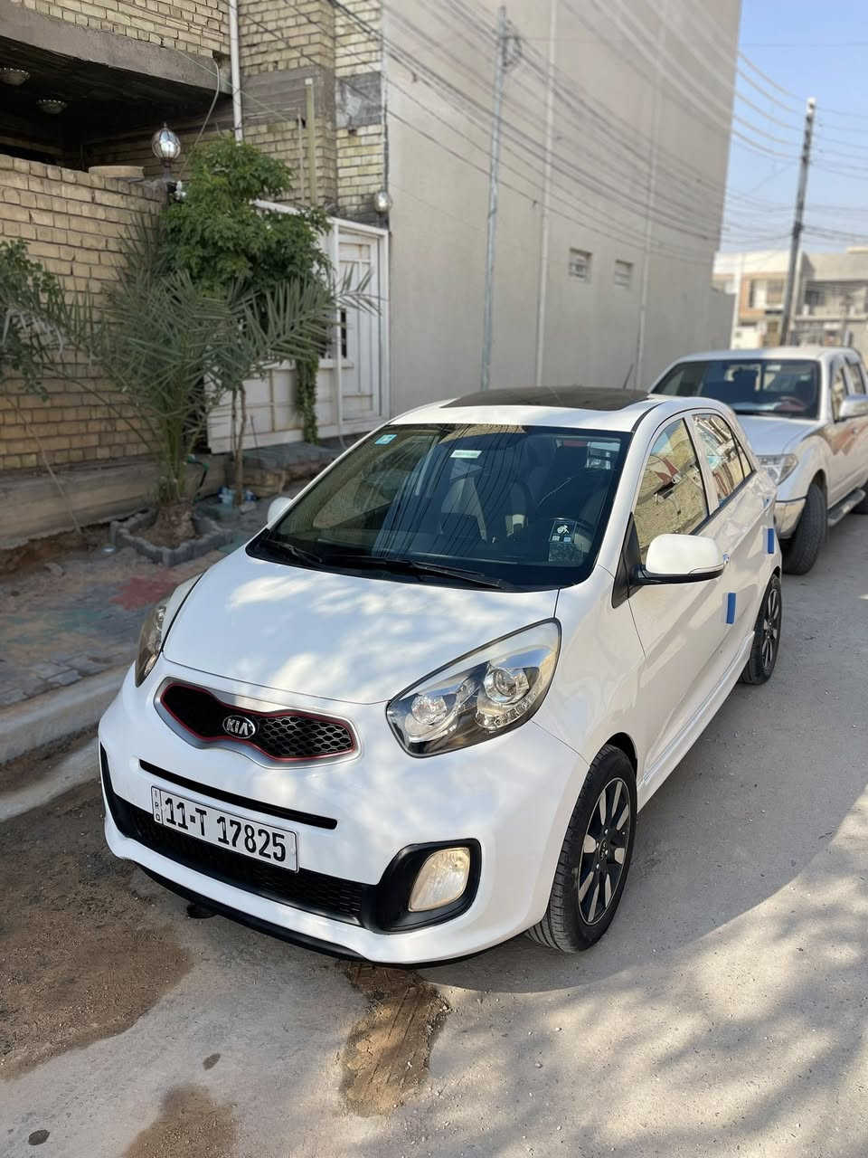سلام عليكم
كيا بيكانتو موديل 2015 رقم بغداد دولي رقم وسنويه وهزه جديده   شرط التحويل فول مواصفات اعلى فئه مكفوله كفاله عامه شرط الفحص وسونار موجود  
موصفاتها 
(فتحه سقف ، بصمه  دخول ذكي ، جلد ، مكينه حجم الكبير ، داخل لونين ، شاشه كبيره ، كامرات محيطيه ، حساسات اصطفاف خلفيه ، تبريد شاشه ، ، اشاير بالمري ، ويل كروم 15 ، لد خلفي امامي ،تحكم ستيرن ، دوسات بلاستك سبورت) 
غراض الشركه ما مستعمله وبصمه اضافيه جديده 
السعر 102$ 
الموقع كربلاء شارع المحافظ نصيف الخطابي 
للاستفسار 
*********** واتس 
*********** 
م. محمد الجشعمي
