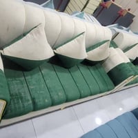 طقم كنب ٥ قطع • كنبة ٣ نفر ٢م • كنبة ٢ نفر ١٫٥م」「مفرد ١م×١م