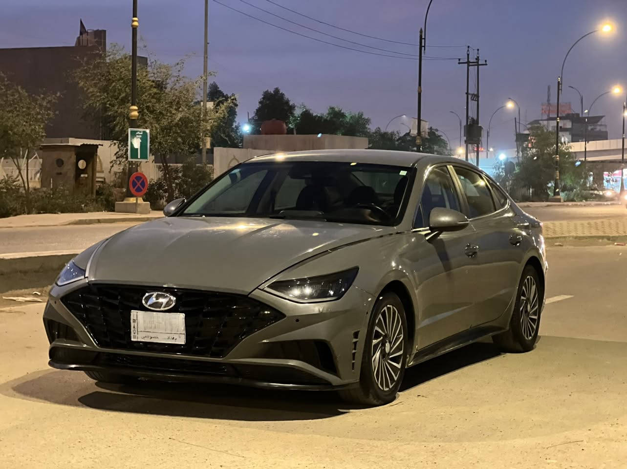 للبيع سوناتا 2022 امريكي هايبرد سياره مكفوله بيها فقط البنيد باقي مكفول سونار مرفق بل منشور فول موصفات ماعدا بنروما رقم بغداد لون سموك المميز ماشيه 87 كيلو سعرها 158 وبيها مجال ***********
