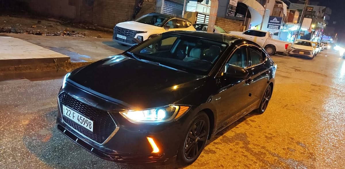 النتر 2017بوند صبغ بدون دواخل ماشيه 70الف ميل كير محرك شرط***********
سياره جديد بدون شخوط بدون ملاحضات مواصفات السياره لايد لد داخل لونين شاشه تحكمات ثلاثه انضمه قياده كير مخرك طخم تاير كلوله شركه سياره لا مال مبيع ولا ماشرع سياره مال جنيه لان ماكو الانترا ماشي 70 سياره حيل مصروف عليها مال جنيه شراي اتصل بيع فقط ***********
