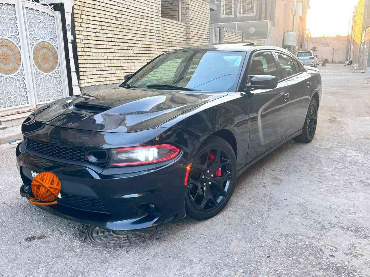 جارجر 19 اصل رقم بغداد باسمي
السيارة SXT محدثة بنيد ودعاميات GT
حادث فقط بنيد بدون دواخل
كشنات لونين أمامي كهربائي 
شاشة كبيرة
فتحة سلايد
تخم تاير
مكينة وكير واكسل شرط، بالاضافة تبريده ثلج
تخم تاير
تو ويل
السيارة احلى من الصور استخدام شخصي
السعر 205 وبيها مجال بسيط ..
مكان السيارة الناصرية المركز ..

‏‭***********‬ 

***********
