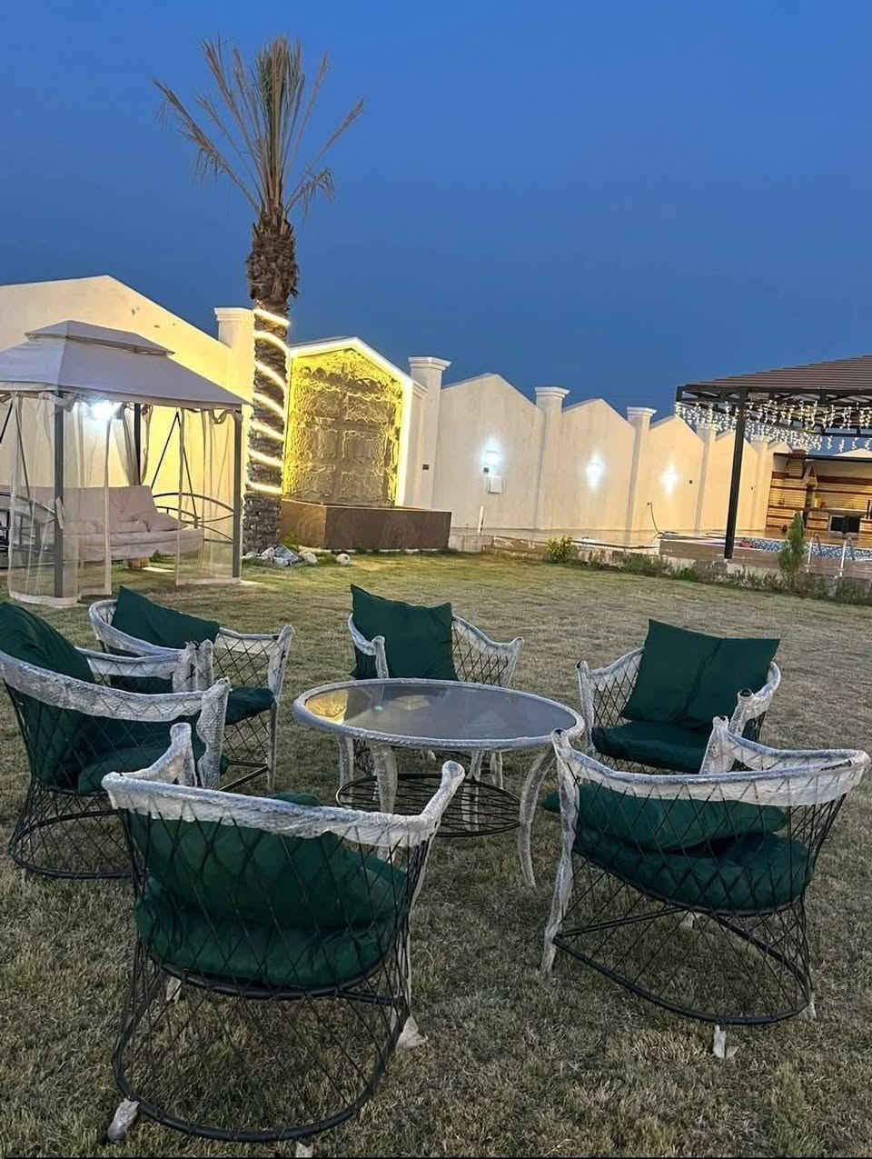 الصيف ويانة غير ☀️🌊🥂🍒

متوفر حجز مزارع للأيجار اليومي في الدوره البعيثه بأسعار مناسبة موثقة من تطبيق اجرلي ✅

للحجز والاستفسار 
***********
