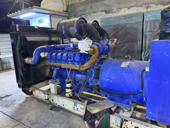 السلام عليكم 
مولد دايو دوزان 12 بستم سيت بلادي
750kv
مولد استيراد اوربا 
مولد بالشرط لأصرف ولا بخار 
حمل /1500امبير
للاستفسار/***********
ابو محمد الاعرجي
