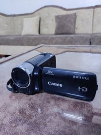 كاميرا كانون • شاشة لمس FHD • ذاكرة 8