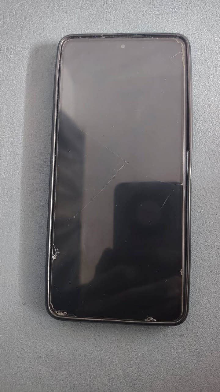 للبيع جهاز تكنو كامون 20 برو g4
ذاكرى 256 
جهاز فقط بي خدوش بضهر ومامثر نهائيا عل جهاز نضيف وستعمال بيت
سعر 180 وبي مجال قليل البصره القبله 
*********** شراي فقط لاتكسر بسعر
