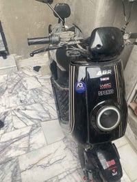 كاسحة تاير خلفي عريض ٦ بطاريات سرعة ١٨٠ حقيقي استخدام اقل الشهر بعدها ...