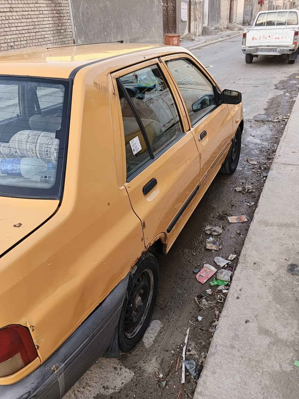 سلام عليكم سايبه2015للبيع
رقم الماني سنويه هاي السنه صاقطه 

المكينه بيه خيط بخار 

حادث مابيه السياره بيه طخه بسيطه 

واحد من الشواصي معمر وصوره موجوده مالته 
سعر 27وبيه مجال بسيط 

للتواصل ***********
