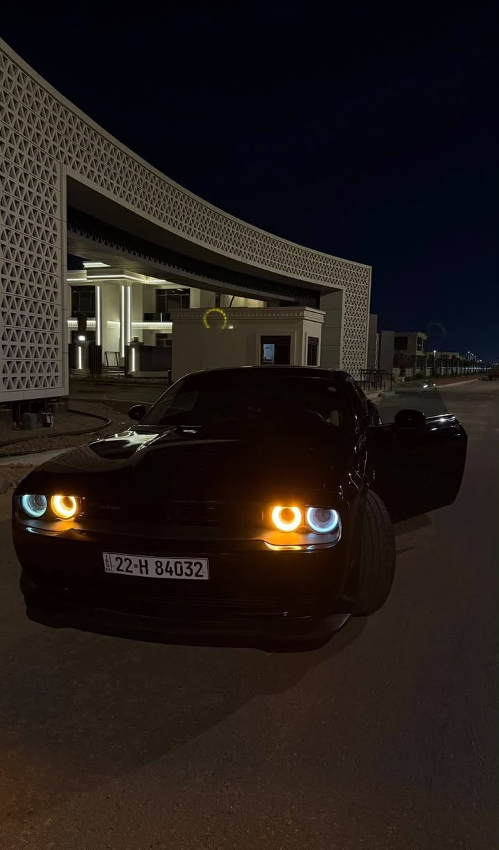 للبيع  او مراوس ب اوباما Dodge Challenger SxT Plus موديل 2021
• SXT Plus
رقم أربيل 
﻿﻿رادار
﻿﻿ويل نجمة
﻿﻿بصمة وتشغيل عن بعد
﻿﻿السيارة حادثة كما موضح بالصور
للتواصل ‏‪***********‬‏
السعر 168 
وبيها مجال بسيط للجادين فقط
