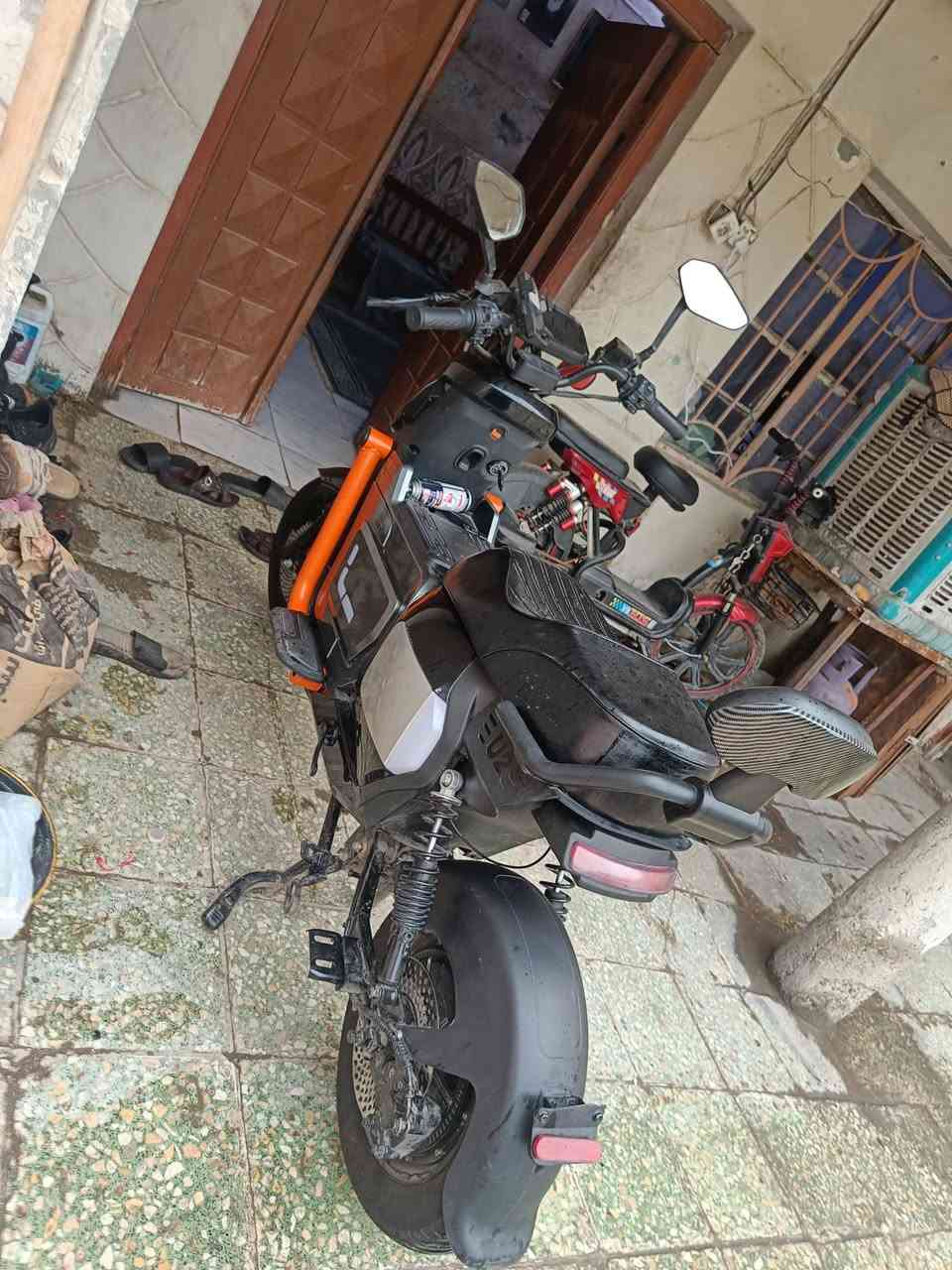 السلام عليكم عندي دراجه شحن نظيفه حيل واي نقص ما بيها مكان بغداد حي العامل والسعر 450 والشرايه تصعدها رقم *********** 2025 بطارية 5
