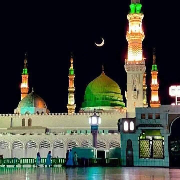 🌙✨ بشرى سارة للراغبين في أداء العمرة! ✨🌙
***********  واتساب +اتصال
نُعلن على بركة الله عن فتح باب التسجيل لـ:
🕋🕊️   عمرة 🕊️🕋
🧳✈️ رحلاتنا متوفرة عبر البري والطيران
مع #سركه رحله القيثاره_للسياحة_والسف 🌍🌟

🔷🔹 البرنامج الأول | عمرة البر 🚍 🔹🔷
💰 السعر: 700دينار 🪙
📦 يشمل:
🏨 2ليال في المدينة المنورة 🕌🌴
🕋 5 ليالٍ في مكة المكرمة 🌆🕋
🍽️ ثلاث وجبات يوميًا 🍛🍞🥗

🔷🔹 البرنامج الثالث | عمرة الطيران 🛫 🔹🔷
💰 السعر: 900دينار 💸
📦 يشمل:
🏨 3ليال في المدينة المنورة 🕌
🕋 7 ليالٍ في مكة المكرمة 🕋🌙
🍽️ ثلاث وجبات يوميًا 🍲🍞

🎁💼 مميزات جميع البرامج: 💼🎁
🕌 زيارات دينية لمواقع مقدسة
🛂 استخراج التأشيرات بكل سهولة
🚌 باصات حديثة ومكيفة. VIP
🍛 وجبات متكاملة يوميًا
🛏️ إقامة مريحة وراقية
🎒 حقيبة صغيرة أنيقة
🩳 أحرامات للرجال
🆔 بطاقة تعريف + وشاح مميز
📆 تاريخ الرحله يوم 18/6/2026. 
📆 تاريخ الرحلة يوم 20/6/2026
📆 تاريخ الرحله يوم 22/6/2026
📆 تاريخ الرحلة يوم 25/6/2026
📍🗺️ عناوين فروعنا: 🗺️
📌 الحلة – الكورنيش 🏢 (مجاور سنتر ليمونه 
📲 للحجز أو الاستفسار: 📲
***********  واتساب +اتصال

 

🌟🕊️ لا تفوّت فرصة هذه الرحلة الإيمانية المباركة 🕊️🌟
🕋✈️ مع شركة روعة المهندس، رحلتك معنا في أمان واطمئنان 🔐💼
