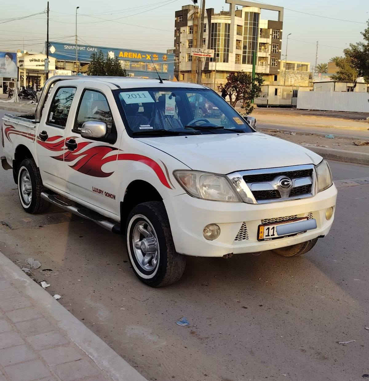 السلام عليكم كنو ((2011)) رقم بغداد انكليزي سنويه ((2030)) مكينه وكير خير من الله تخم تاير حداديه جديده دواخل جديده  سياره جديده عل وضع الشركه ماشيه(( 147)) 
لاضربه ولا صبغ ولا خياس  العنوان بغداد🏠
(( ***********)) للاتصال
