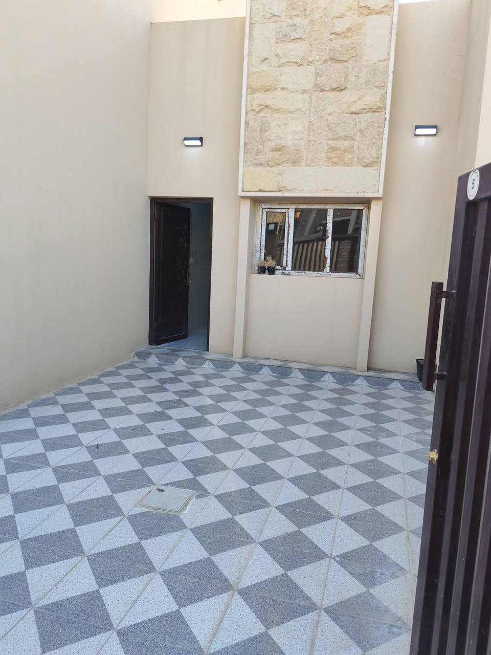 دار للأيجار مجمع طيبة ٢
٣٥٠ الف
٣ غرف نوم
للتفاصيل
***********
