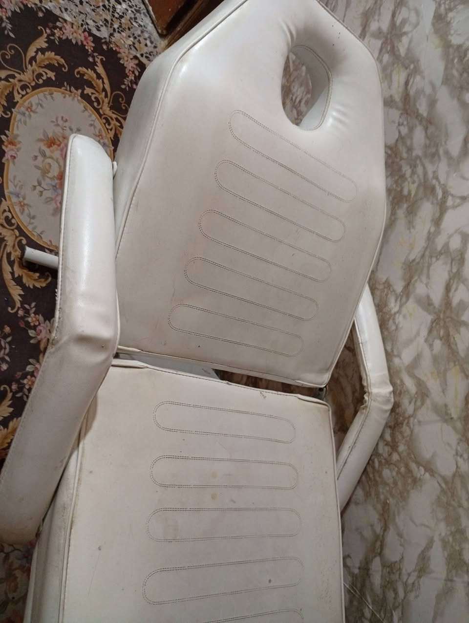 غراض صالون للبيع ***********
