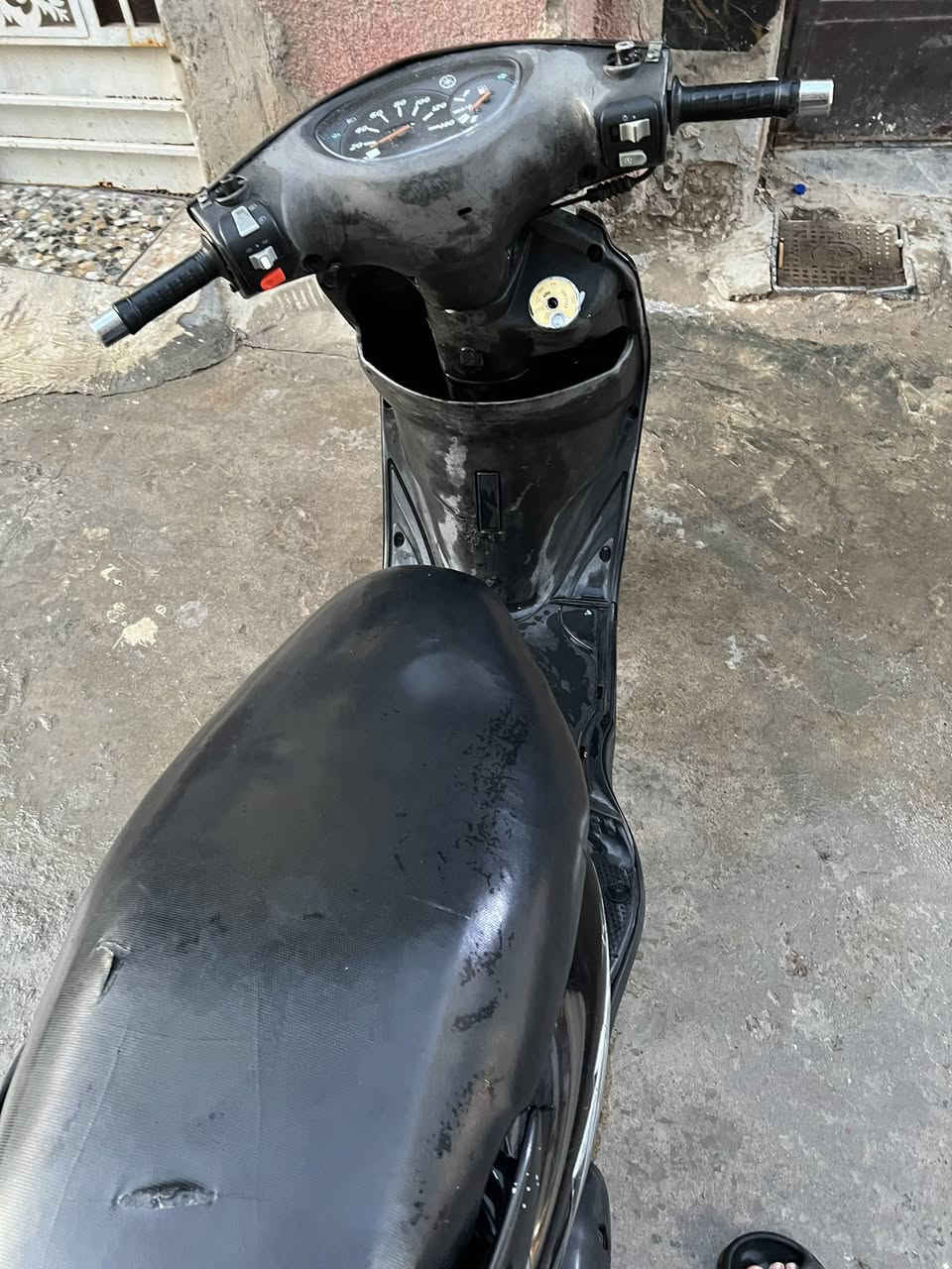 بريز كامله مكمله 

600.  بغداد حي  اور 

‭0783 863 6828‬
