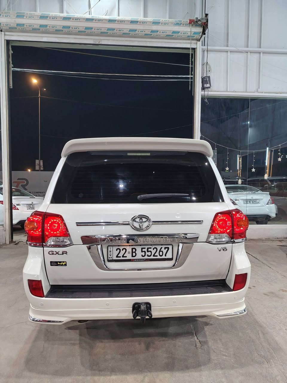 السلام عليكم 👋
تويوتا لاندكروز 🚗🚗
الموديل 2015💯
رقم أربيل الدولي جاهز تحويل مباشر👌
بيها بابين مبدل نفس اللون أصل ☺☺
المواصفات 
بصمة تشغيل وبصمة أبواب
فتحة سقف
ثلاجة
مطفأة
ثلاث قطع تبريد
شاشة كبيرة
كامرة خلفية 
حساس أمامي خلفي
تحكم ستيرن
لايت زنون أصل ماطور
مرايا ستيل قلاب وشفط
داخل بيجي 

للتواصل والاستفسار الاتصال على الارقام
 *********** واتس إب 📲
***********📞
الموقع:📍حلة _ حي الصحة _ مجاور فندق بابل
#معرض_الوليد_لتجارة_السيارات
انستا📲https://www.instagram.com/alwaleed_cars_1?igsh=MXMyOHN2bDJ6OXhvcg==
تيك توك 📲
https://www.tiktok.com/@alwaleed__cars1?_r=1&_t=ZS-91hXDqXB40A
