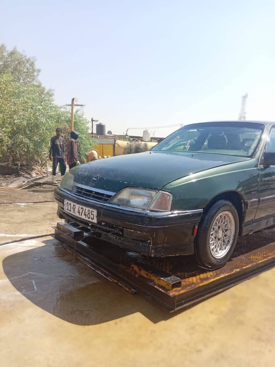 لبيع موديل 92 كير عادي سعر 24رقم بغداد مكان سياره بغداد جسر ديالى ***********
