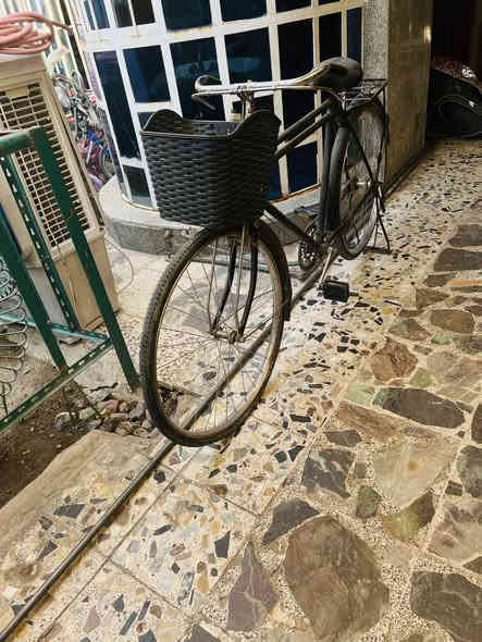 بايسكل هيرو حجم 26 لبيع مكاني بغداد الغزاليه 50 الف 
***********
