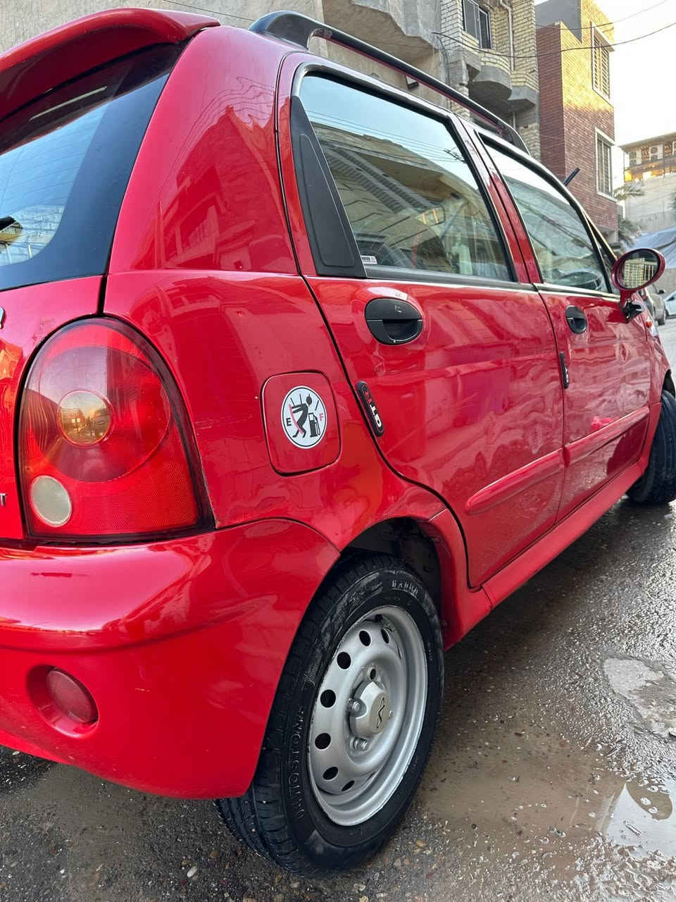 السلام عليكم … بسبب الوعود الكاذبه تم تنزيل السعر بيع كيوكيو موديل 2013 السياره جديده ماشيه تقريبا 67 مكينه كير خير من الله كير اتو تبريد ثلج كهربائيات كلها شغاله تغم تاير جديد باتري جديد رقم بغداد انكليزي سنويه جديده مكفوله من الضربه والصبغ بيها طخطخات بسيطه السياره خير من الله تاخذها متصرف عليها دينار رايدها 33 وبيها مجال مكاني بغداد رقمي ***********
