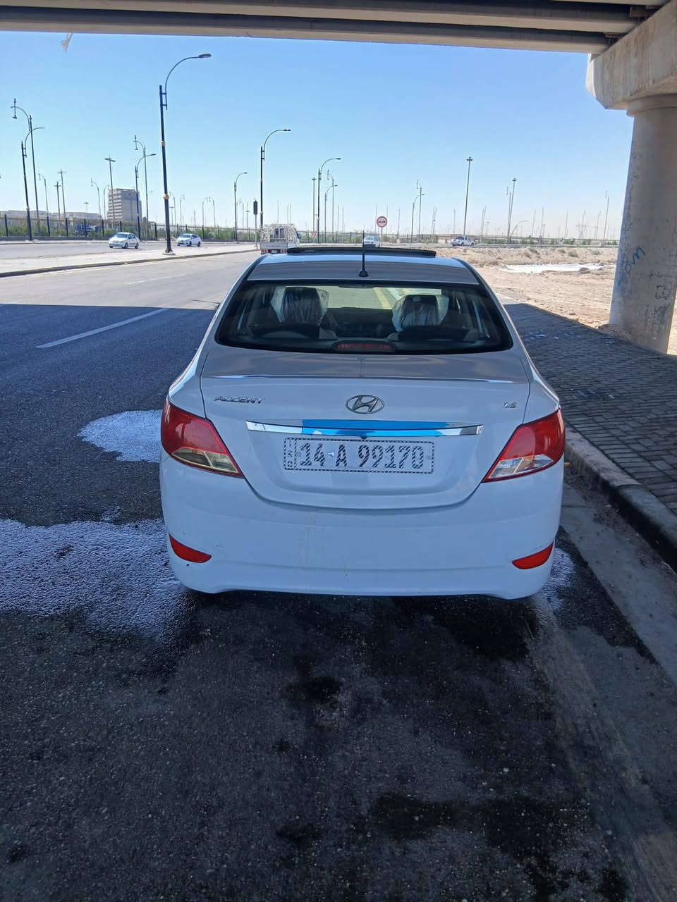 السلام عليكم.
اكسنت موديل ٢٠١٦ رقم انكليزي سنويه لل٣١
بيها صبغ جاملغ امامي جهة السائق وبيها طخات شوف العين بسيطات جدا  
مكينه وكير وتبريد وحداده وتخم تاير جديد راعيها صديقي .
حجم المحرك ١٦٠٠ دوش 
السياره جديده بمعنى الكلمه. بالعافيه ع الياخذها 
مكاني بالبصره 
السعر 93وبيها مجال للشراي لمايشلع گلبي 
*********** 
مكلف بالنشر.....
