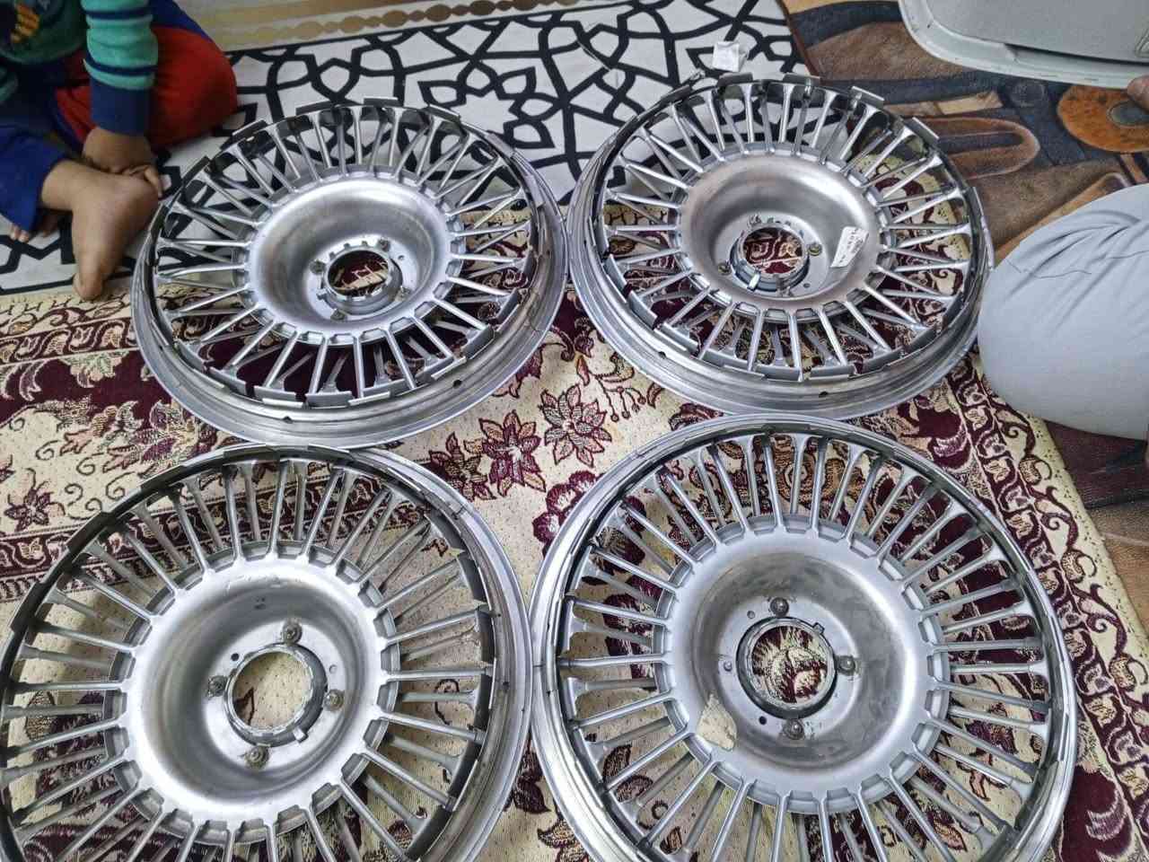 كبات موسنك حجم 14 نظافه 90٪ 100 لا عواج وآلا سيم جدد (مكلف بلنشر ) الاستفسار اتصل اواتساب ارقام صاحبهن
 *********** 
 *********** مكاني بلديات شارع المصرف اسعر 650
