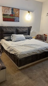 غرفة نوم • ٨ قطع • باب سلايت ناقص