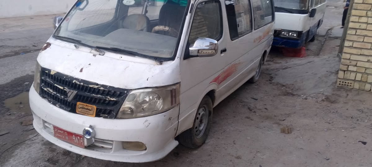 السلام فتون موديل 10رقم بابل احمر كوم حديد بدون تحويل عوزهه ترتيب السعر 12 ورقة المكان البياع الشرطة الخامسه ***********
