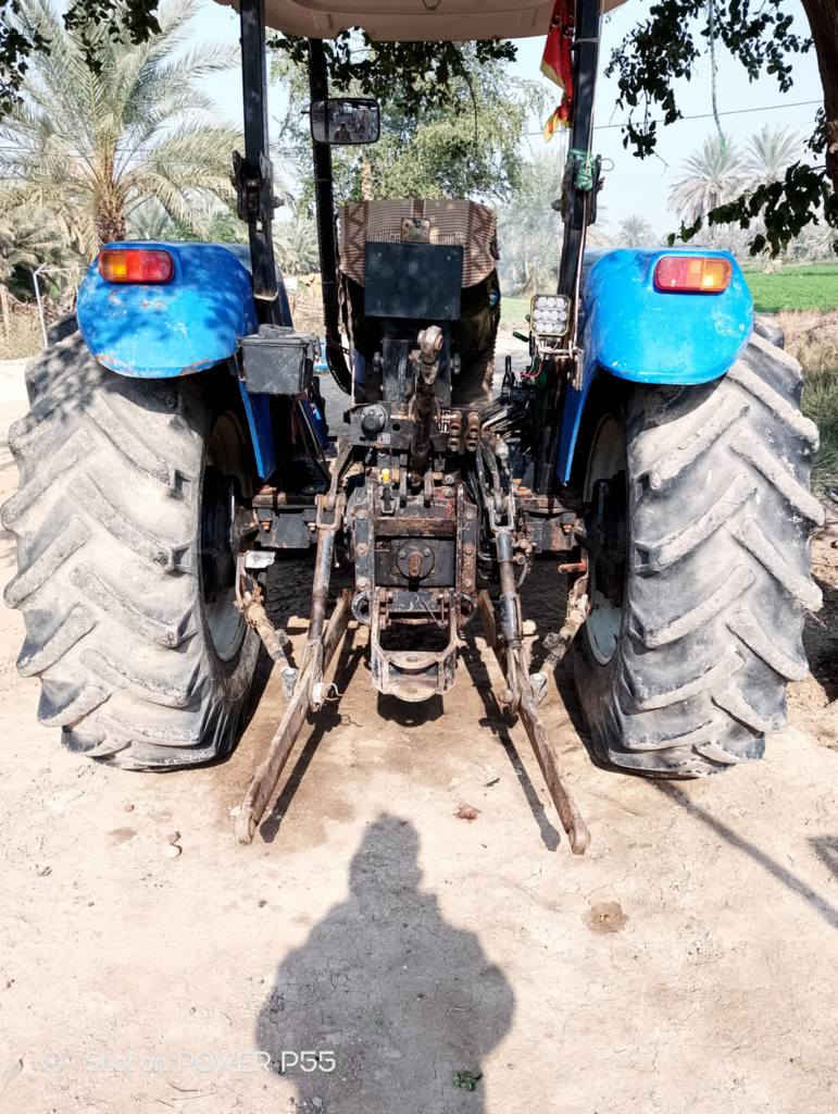 للبيع نيوهولند مكفوله موديل 2011كتاب شركة السعر 21بيه مجال ***********
