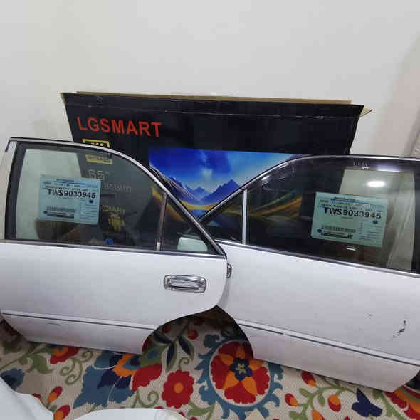 سستم ملكه ابيض كامل ٨ قطع ٤ بيبان و٢ جاملغ وبنيد وقبق جنطه مع سبايدر كاملات بدون بطاين فقط *********** العنوان البصره الشراي يتصل السعر بلاش
