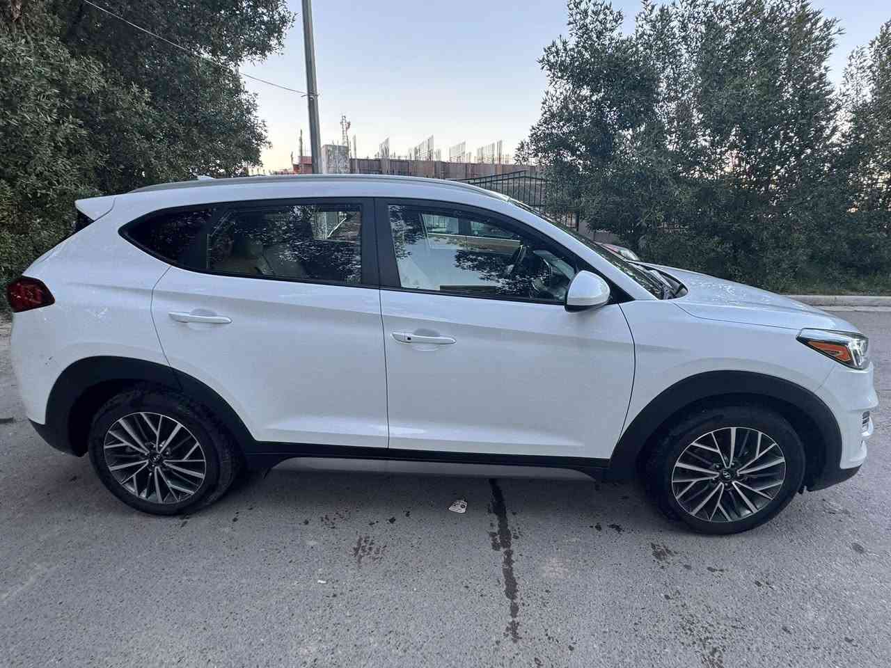 توكسان 2021 باسمي وارد امريكي بية بيبان اثنين ومبدلة نفس الون والتفاصيل موجودة بالصور قفلة 175
(***********) واتساب وشكرا
