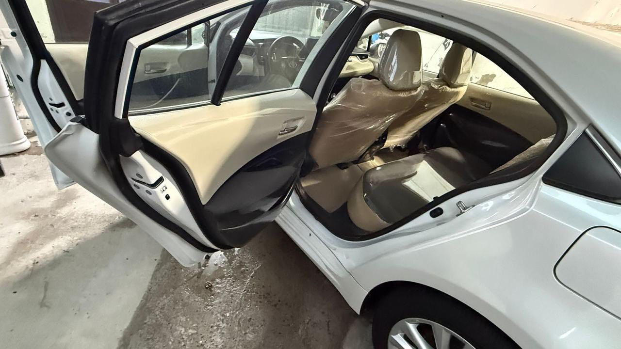 كورلا جيهان موديل 2023 للبيع
مواصفات GLI
بدون فتحه 
بصمه  ابواب 
بصمه تشغيل
تحكم استيرن جهه وحده
حساس امامي وخلفي

ماشيه 48.000
للاستفسار الاتصال
***********
مكان السياره اليرموك

السعر:169 وبيها مجال

السياره رقم اربيل باسمي تحويل ثاني يوم
