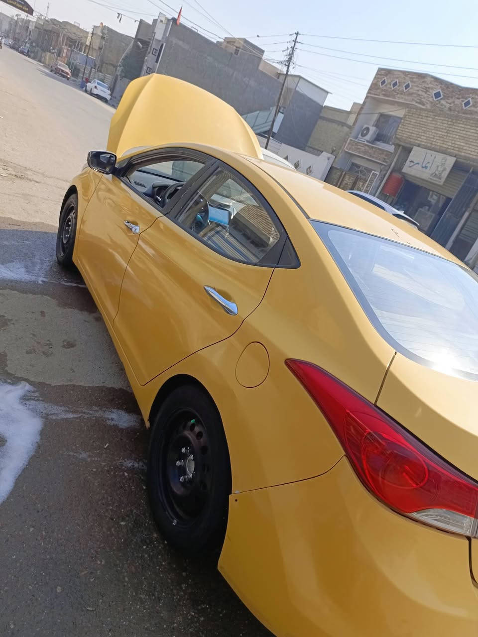 السلام عليكم ورحمه الله وبركاته
النترا موديل 2013
محرك ال 1600دوش
سياره بلاديه بدون تبديل 
مصبوغه مره واحد فقط 
مكفوله كفاله عامه من كص تبديل العيب الشرعي 
كير ومحركه كفاله بدون تنقصي ولا تبخير 
السياره جديده ما تعوبه 
مصفره هئيه وغرامات 
صدر امامي خلفي مبدله كوله جديد قبل الشهر بل ضمان 
تخم تاير جديد 
سياره بسمي تحويل مباشر 
بدون نواقص 
العنوان بغداد  كفاءة السيديه. قرب المعالف 
رقم الهاتف ***********
السعر 98 وبيع مجال 
والله يرزقكم و يرزق الجميع. 
(طابت جمعتكم بل خير ان شاء الله)
اخوكم ابو عبدالله
